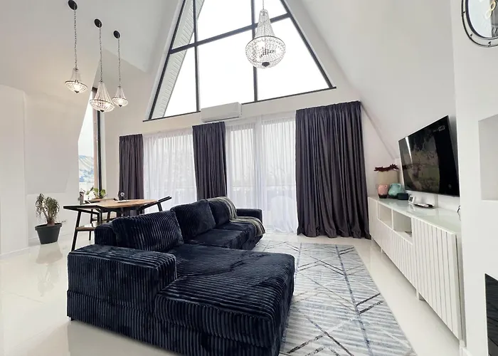 Agrey Frame Residence Villas